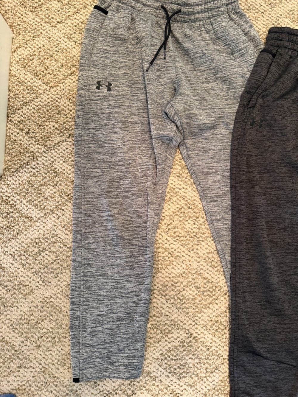 Under Armour Mens Sweatpants Duo — Light and Dark Grey- size M - Picture 6 of 12